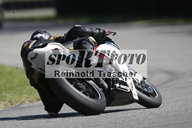 Archiv-2025/48 25.08.2025 Cornu Master School ADR/rot-rouge/unklar